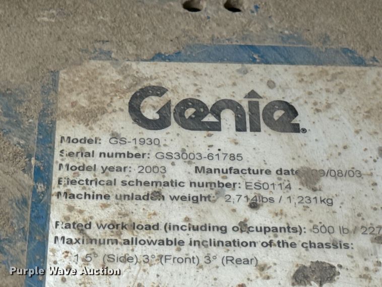 image for item EN0633 2003 Genie GS-1930 scissor lift