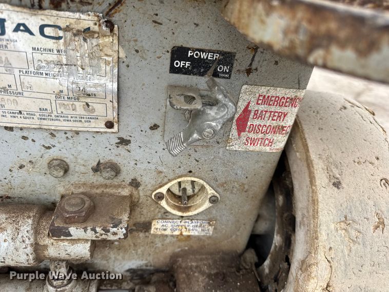 image for item EN0634 1999 SkyJack SJIII-3015 scissor lift