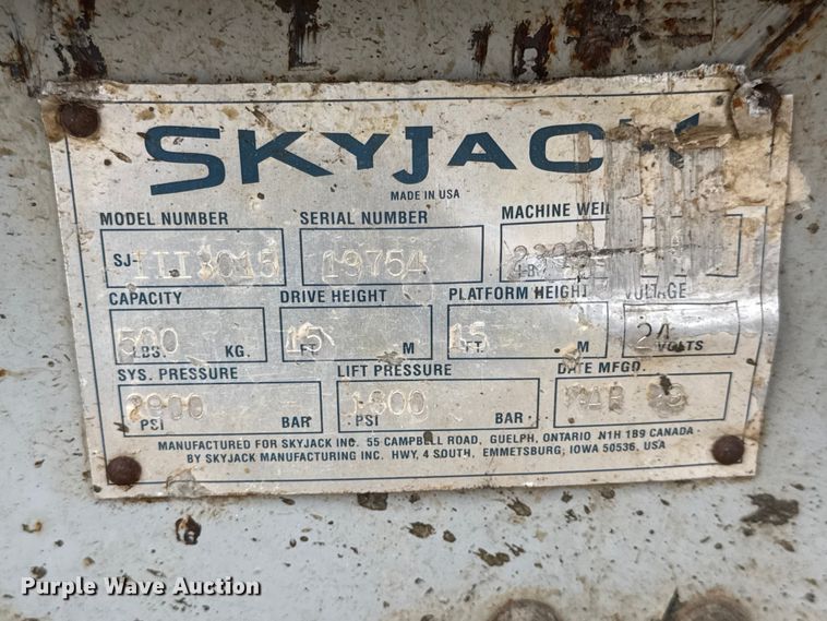 image for item EN0634 1999 SkyJack SJIII-3015 scissor lift