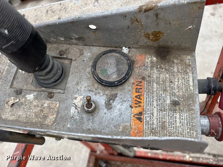 image for item EN0635 1999 SkyJack SJIII-3015 scissor lift