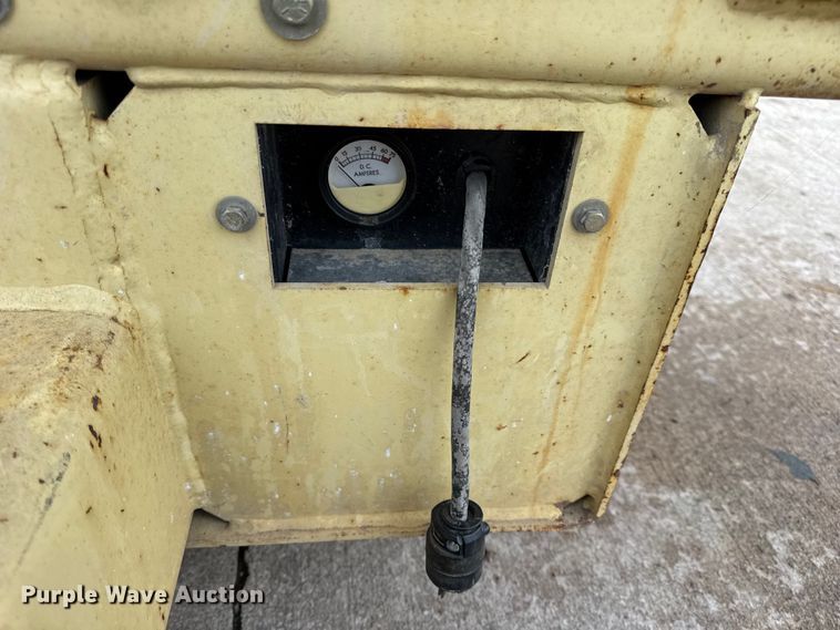 image for item EN0636 1996 JLG 3369 Sizzor Commander scissor lift