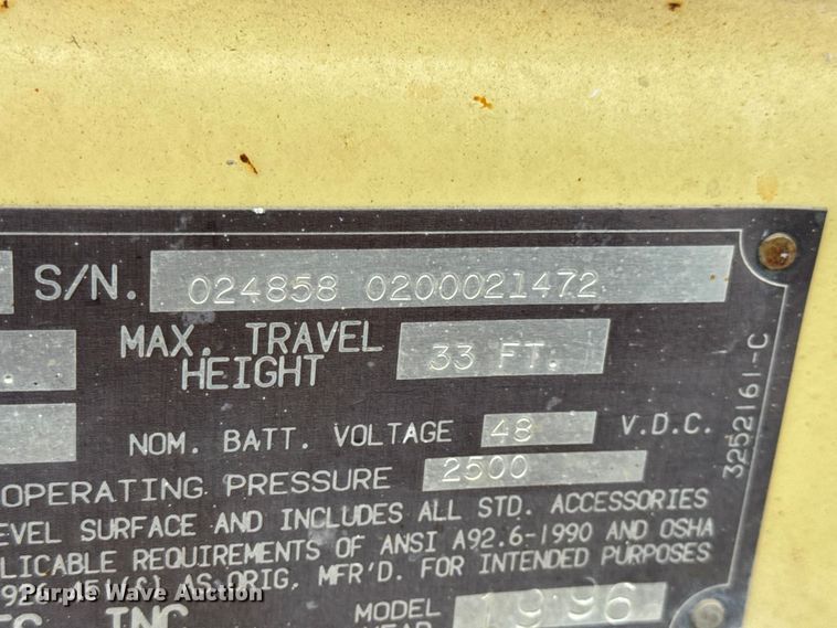 image for item EN0636 1996 JLG 3369 Sizzor Commander scissor lift