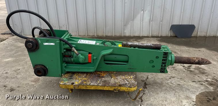 image for item EN0639 2000 Rockram 775 breaker