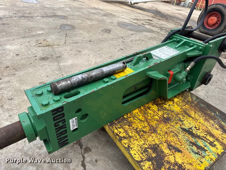 image for item EN0639 2000 Rockram 775 breaker