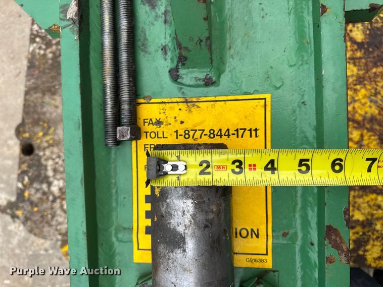 image for item EN0639 2000 Rockram 775 breaker