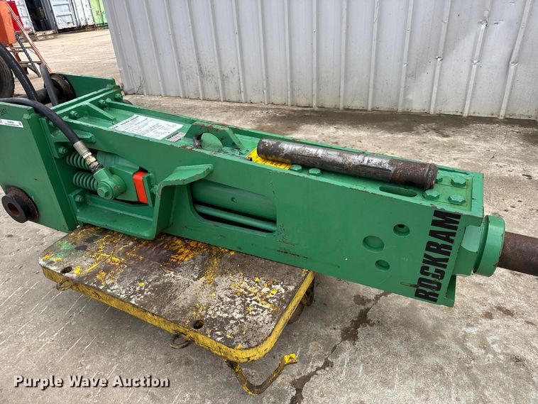 image for item EN0639 2000 Rockram 775 breaker