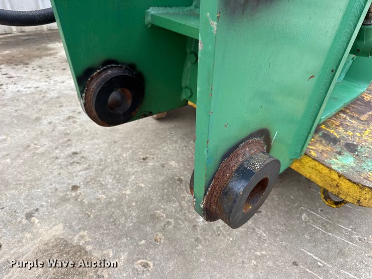 image for item EN0639 2000 Rockram 775 breaker