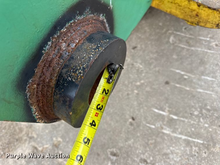 image for item EN0639 2000 Rockram 775 breaker