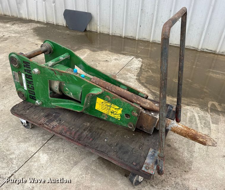 image for item EN0640 2002 Rockram 685 breaker