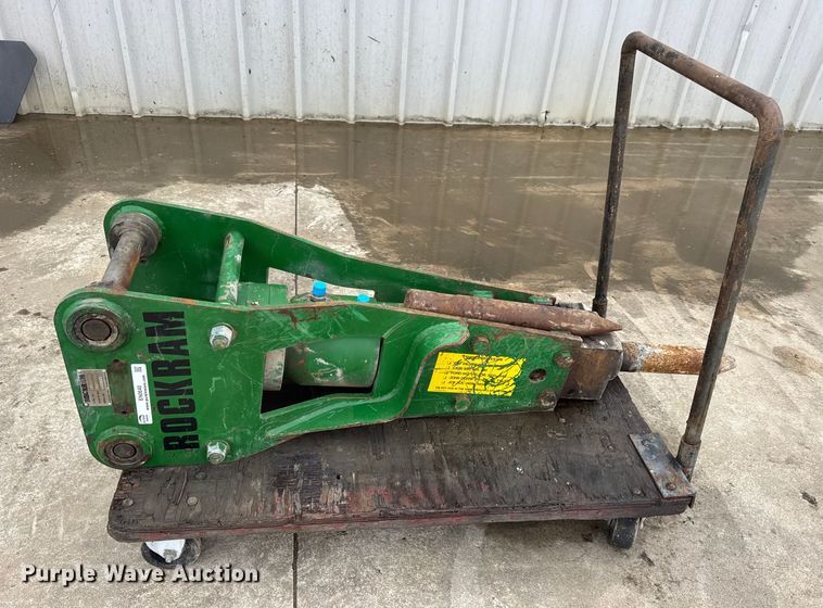 image for item EN0640 2002 Rockram 685 breaker