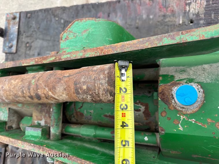 image for item EN0640 2002 Rockram 685 breaker