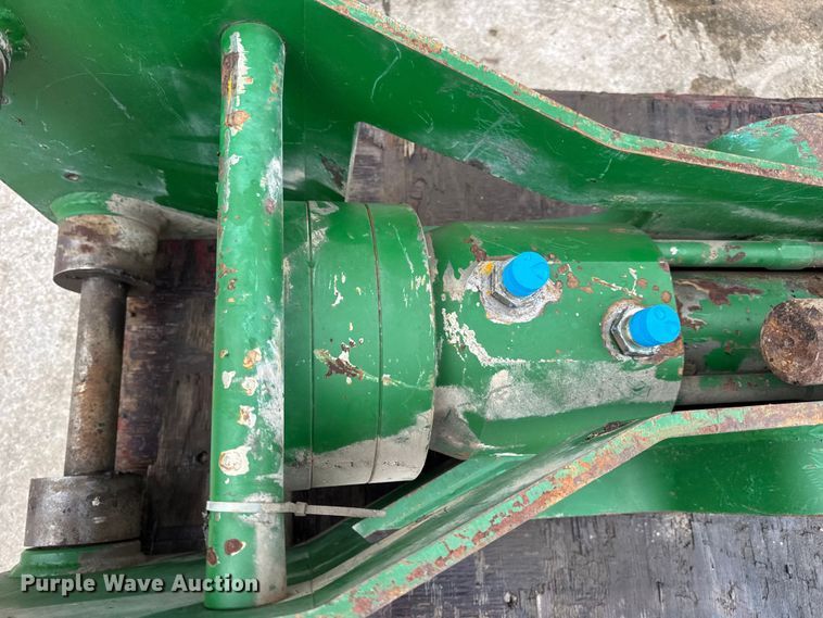 image for item EN0640 2002 Rockram 685 breaker