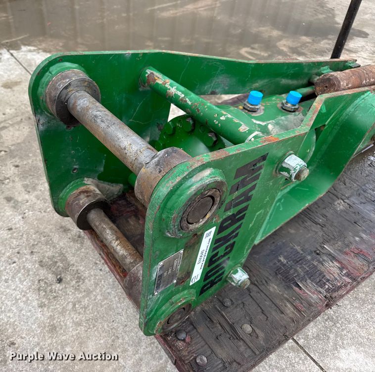 image for item EN0640 2002 Rockram 685 breaker