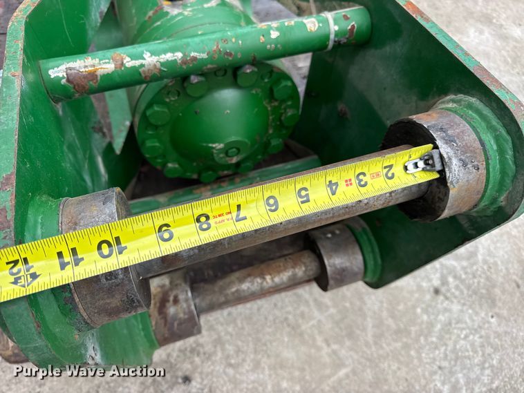 image for item EN0640 2002 Rockram 685 breaker