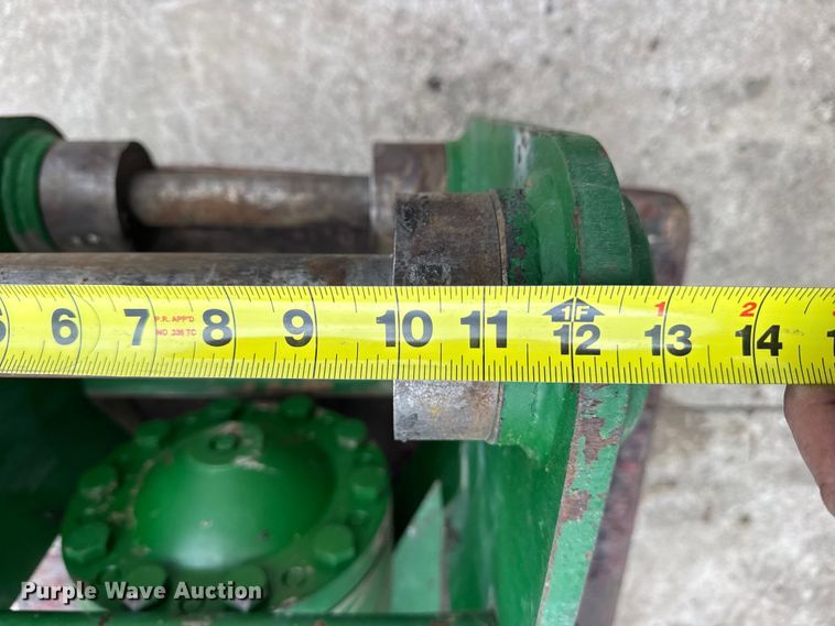 image for item EN0640 2002 Rockram 685 breaker