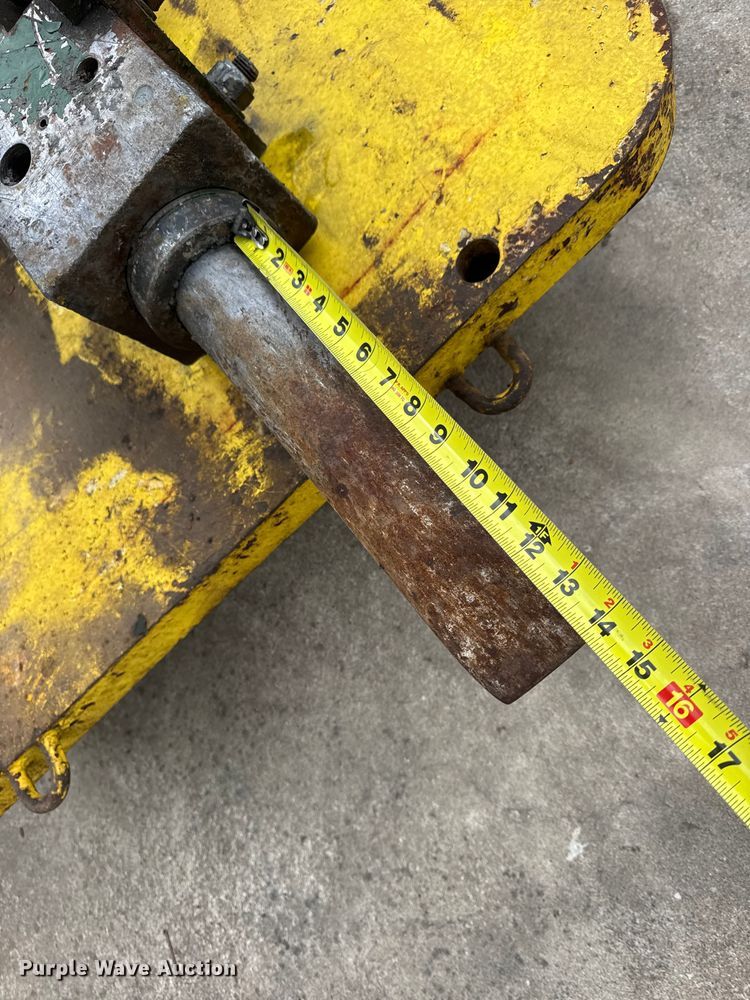 image for item EN0641 2006 Dynatec SIB1200 breaker