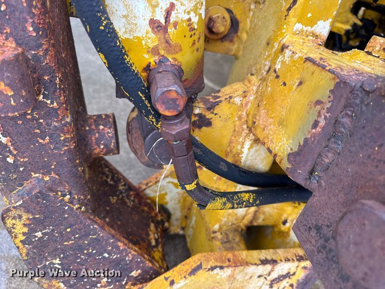 image for item EN0642 Vermeer BH-800 backhoe attachment