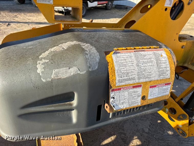 image for item EN0644 2014 Haulotte 3632T boom lift