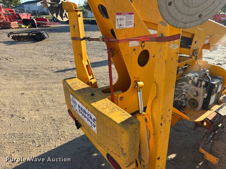 image for item EN0644 2014 Haulotte 3632T boom lift