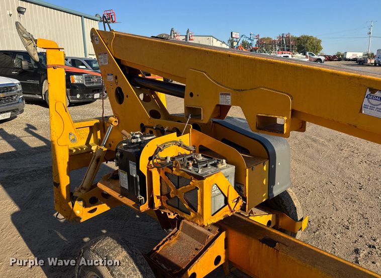 image for item EN0644 2014 Haulotte 3632T boom lift