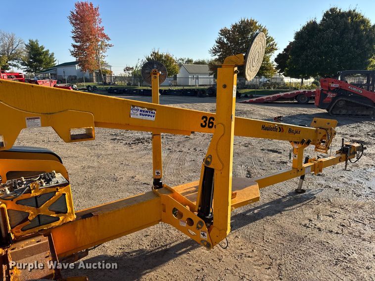 image for item EN0644 2014 Haulotte 3632T boom lift