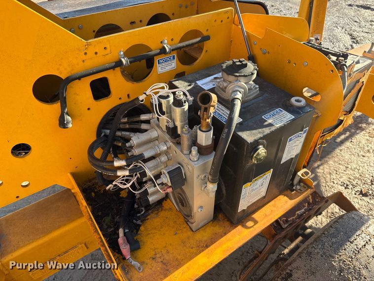 image for item EN0644 2014 Haulotte 3632T boom lift