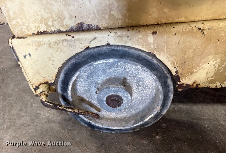 image for item EN0646 2006 Ingersoll-Rand WS36570DHE concrete saw