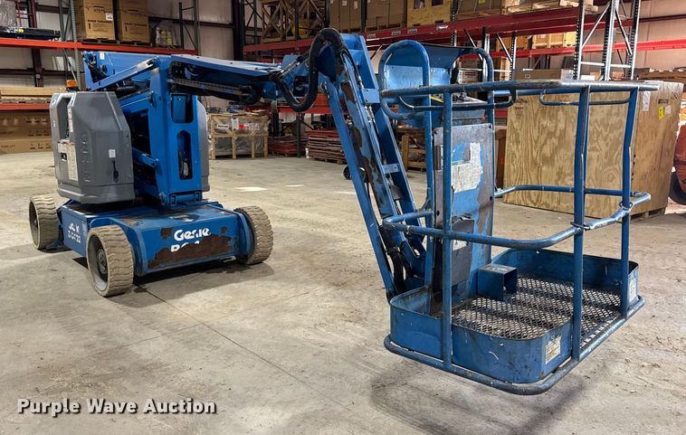 image for item EN0647 2010 Genie Z-34/22N boom lift