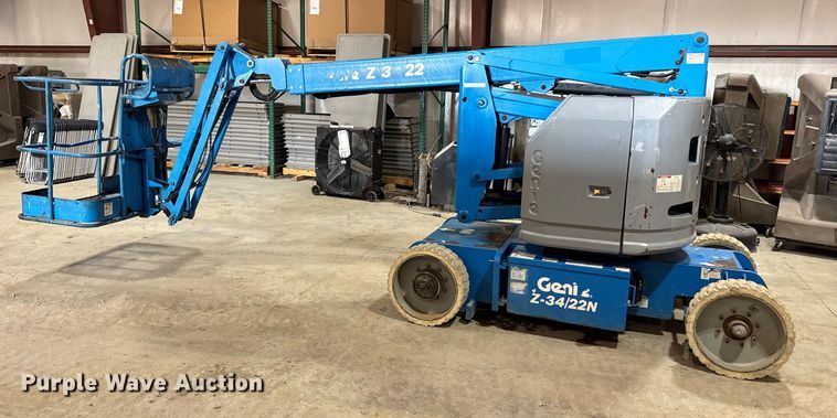 image for item EN0647 2010 Genie Z-34/22N boom lift