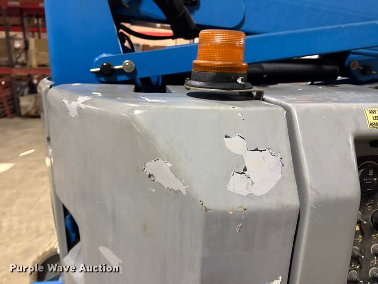 image for item EN0647 2010 Genie Z-34/22N boom lift