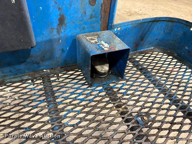 image for item EN0647 2010 Genie Z-34/22N boom lift