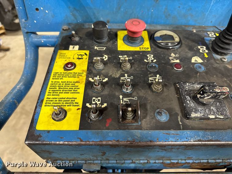 image for item EN0647 2010 Genie Z-34/22N boom lift