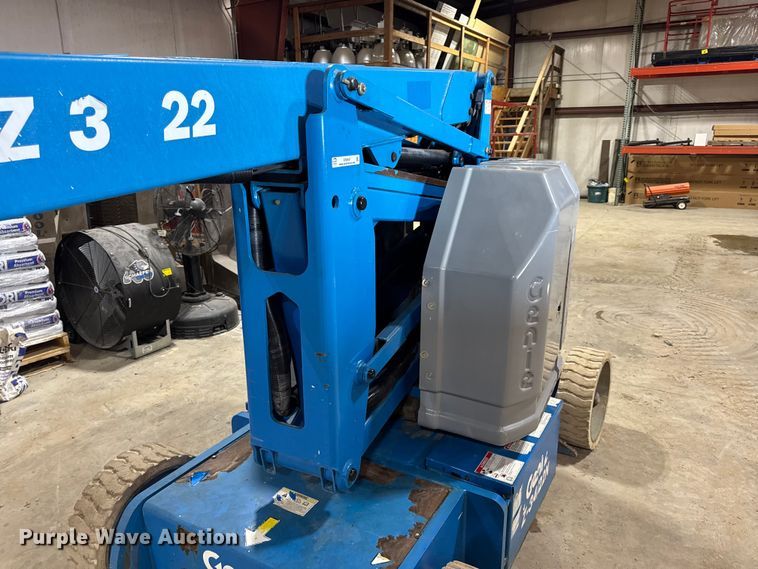 image for item EN0647 2010 Genie Z-34/22N boom lift
