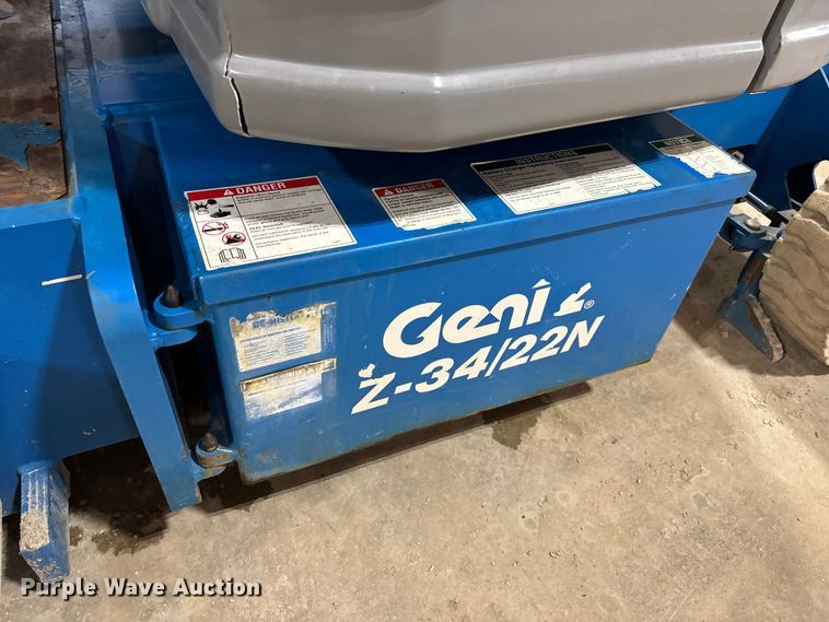 image for item EN0647 2010 Genie Z-34/22N boom lift