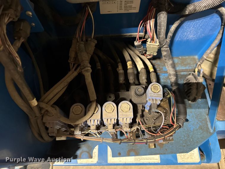 image for item EN0647 2010 Genie Z-34/22N boom lift