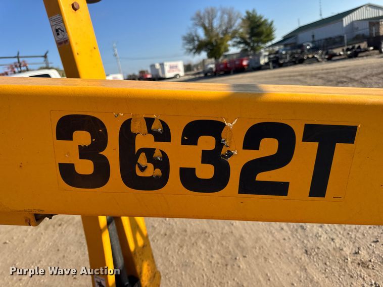 image for item EN0648 2015 Haulotte 3632T boom lift