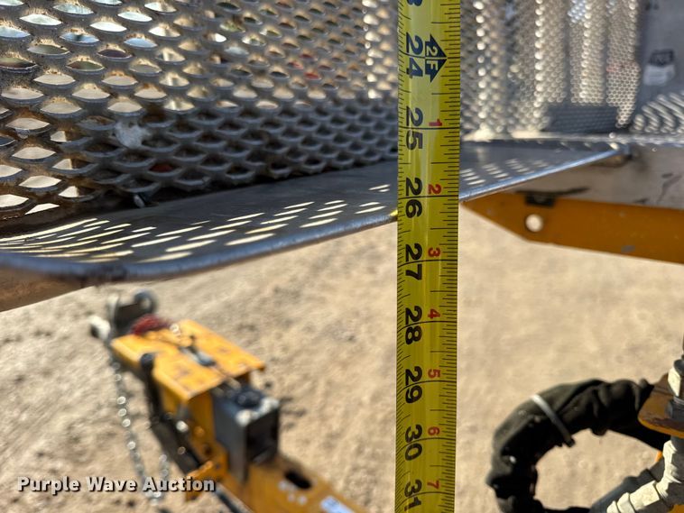 image for item EN0648 2015 Haulotte 3632T boom lift