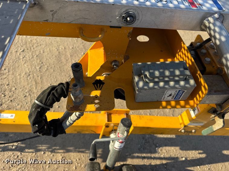 image for item EN0648 2015 Haulotte 3632T boom lift