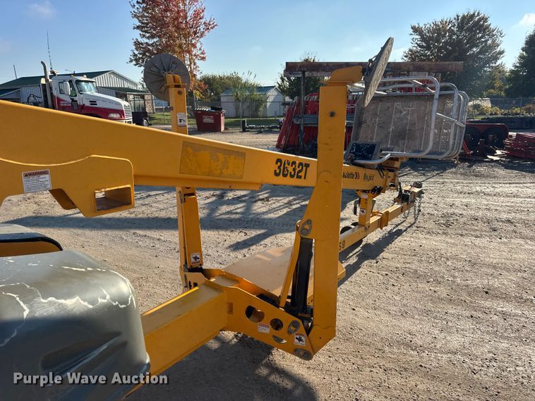 image for item EN0648 2015 Haulotte 3632T boom lift