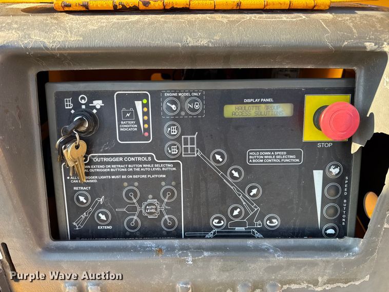 image for item EN0648 2015 Haulotte 3632T boom lift