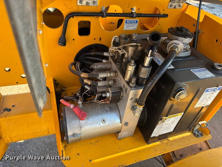 image for item EN0648 2015 Haulotte 3632T boom lift