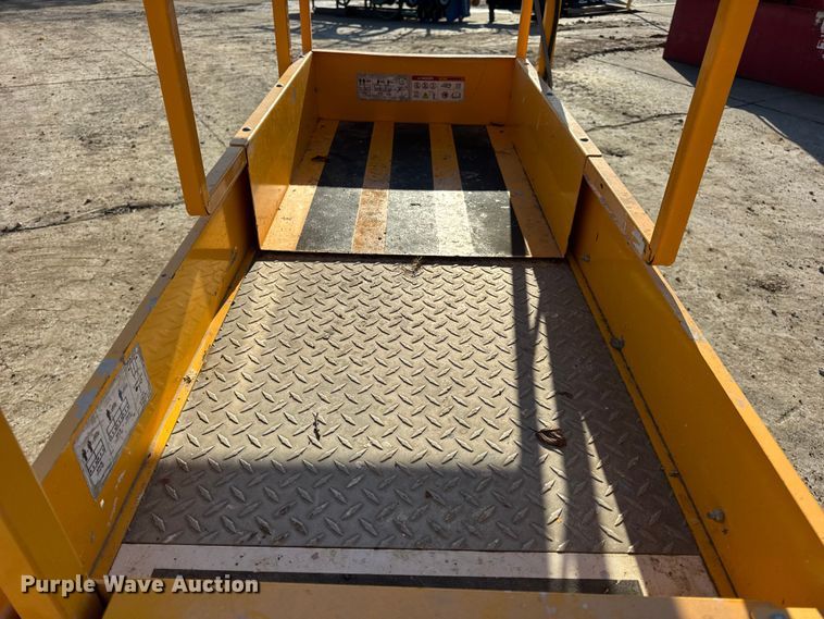 image for item EN0649 2019 Hy-Brid PS-1430S4 scissor lift