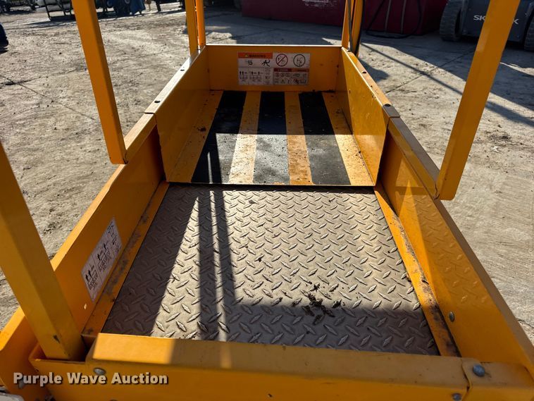 image for item EN0650 2019 Hy-Brid ZT-1230 scissor lift