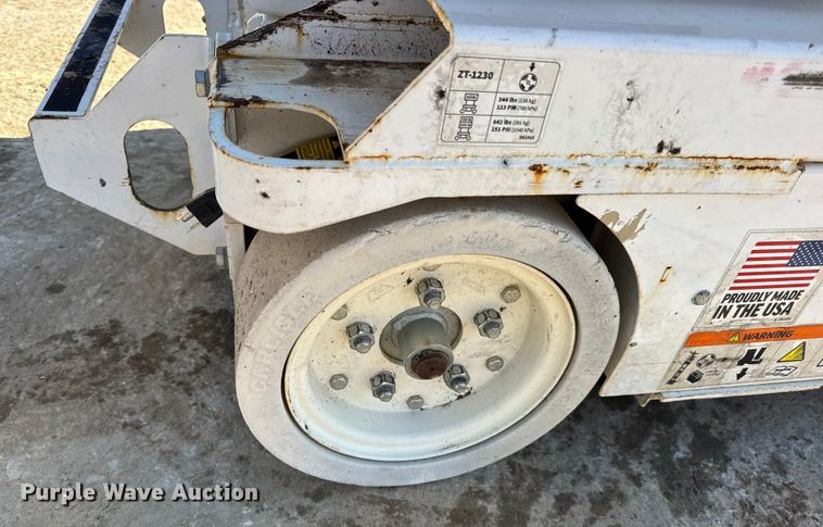 image for item EN0650 2019 Hy-Brid ZT-1230 scissor lift