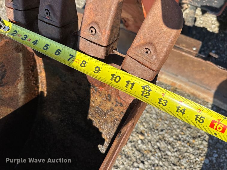 image for item EN0652 2007 Ditch Witch RT40 trencher