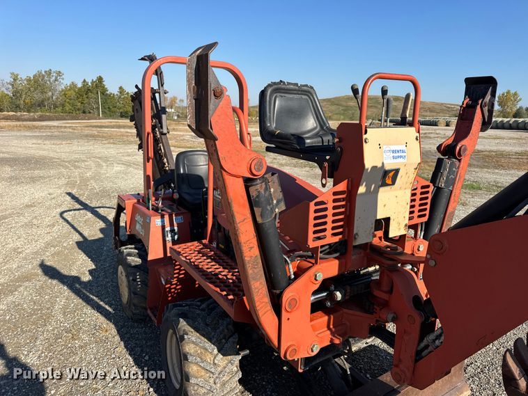 image for item EN0652 2007 Ditch Witch RT40 trencher