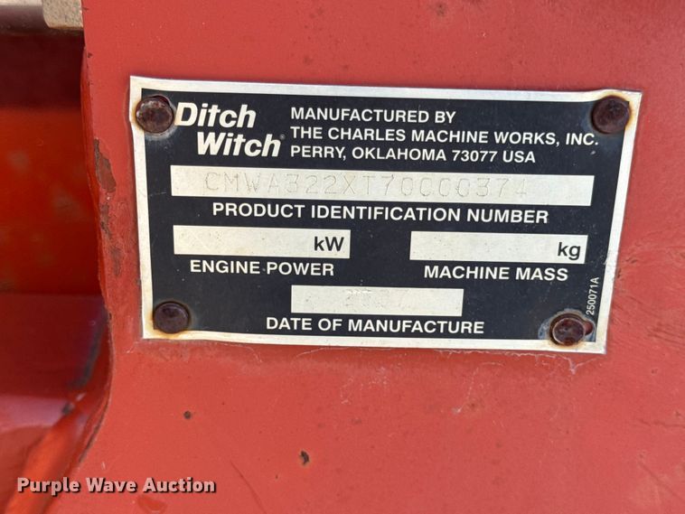 image for item EN0652 2007 Ditch Witch RT40 trencher