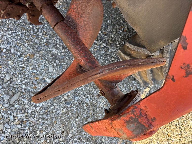 image for item EN0652 2007 Ditch Witch RT40 trencher