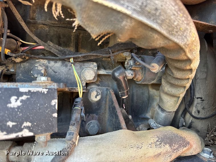 image for item EN0652 2007 Ditch Witch RT40 trencher