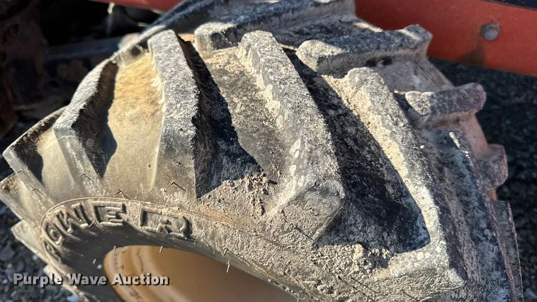 image for item EN0652 2007 Ditch Witch RT40 trencher